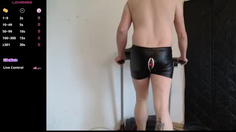 Snapshot of millie_and_shaun chatting on January 2026 01:59:02 PM Millie Shaun online show from January 2026 01:59:02 PM