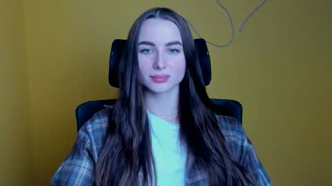 Milly online show from February 2026 12:12:01 PM