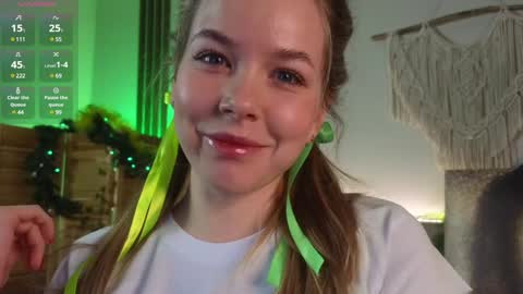 Milly    online show from December 2024 07:15:02 AM