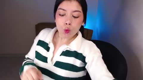 Emily  online show from July 2026 06:47:02 AM