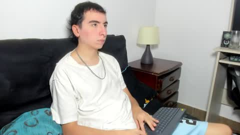 Snapshot of milogm_ chatting on June 2026 08:41:01 PM milogm_ online show from June 2026 08:41:01 PM