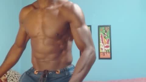 Miltonn online show from October 2025 06:57:02 PM