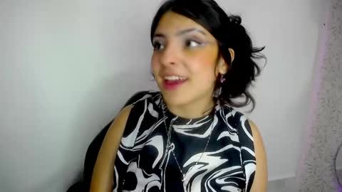 Snapshot of mily_lu chatting on May 2026 04:31:01 AM mily online show from May 2026 04:31:01 AM