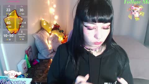 Snapshot of mily_milk_ chatting on January 2025 09:24:02 AM mily_milk_ online show from January 2025 09:24:02 AM