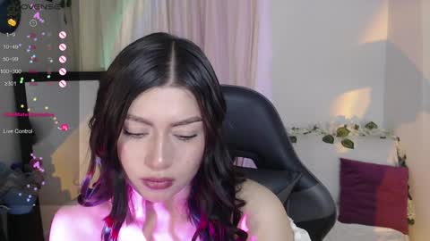 Mily online show from April 2026 11:06:01 PM