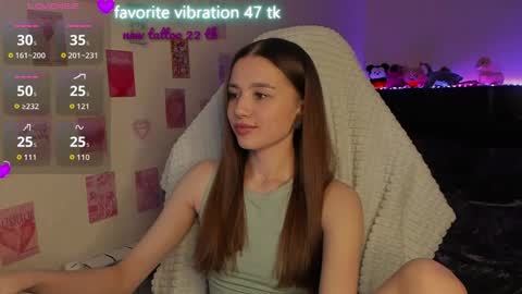 Emily online show from April 2026 07:22:01 PM