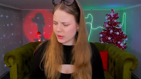 Kelly online show from January 2025 05:07:02 AM