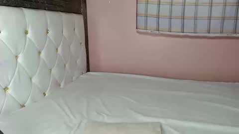 mimiebony online show from April 2026 06:52:01 AM