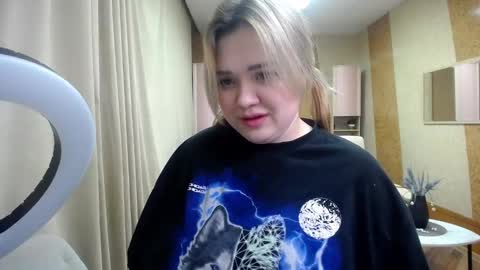 mimimishel_69 online show from February 2025 02:18:01 AM