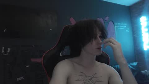 Max online show from October 2025 12:54:01 AM