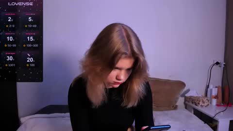 hi Im Mina  online show from February 2025 04:33:01 AM