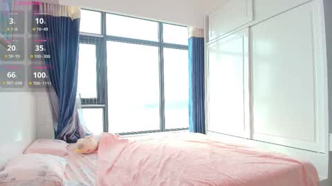 Snapshot of mina_moons chatting on February 2026 01:45:01 AM Mina online show from February 2026 01:45:01 AM