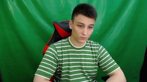 MINATO online show from November 2025 08:05:01 PM