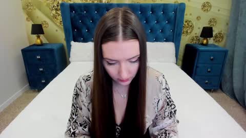 Snapshot of minchelskatrina chatting on January 2025 10:16:01 AM minchelskatrina online show from January 2025 10:16:01 AM