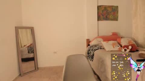 Snapshot of minefoxy2 chatting on January 2025 01:42:02 AM Amber online show from January 2025 01:42:02 AM