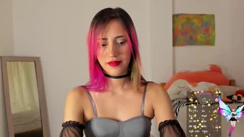 Snapshot of minefoxy2 chatting on January 2025 04:51:02 AM Amber online show from January 2025 04:51:02 AM