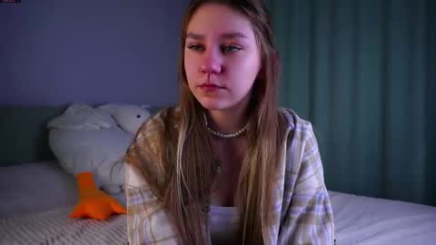 Snapshot of minhgrow chatting on February 2026 01:14:02 AM Mary online show from February 2026 01:14:02 AM