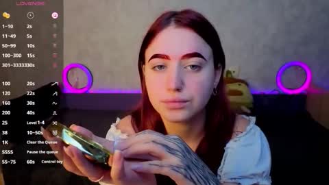 Snapshot of mini_lady2 chatting on October 2025 09:52:01 AM Ruby online show from October 2025 09:52:01 AM