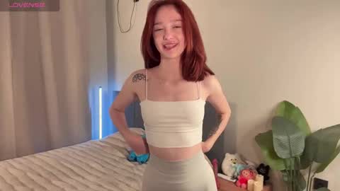 Cleo online show from October 2025 02:18:02 PM