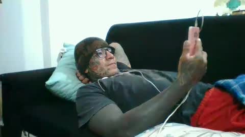 Snapshot of miniimgra chatting on March 2025 02:50:01 AM miniimgra online show from March 2025 02:50:01 AM