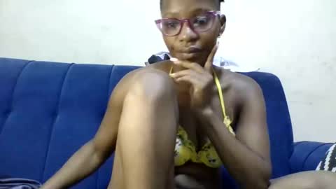 minlavine online show from February 2026 10:00:02 AM