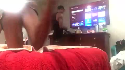 minniehunney online show from October 2025 11:00:01 AM