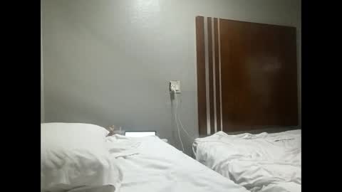 minniehunney online show from May 2026 10:36:01 AM