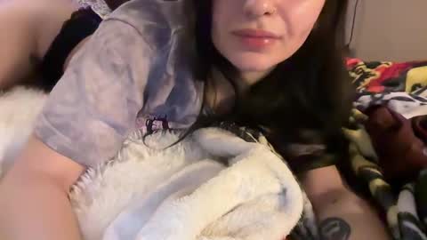 Snapshot of minniekittieee chatting on March 2026 09:23:02 AM minnikitti online show from March 2026 09:23:02 AM