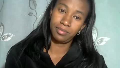 minouch211907 online show from April 2026 11:36:01 PM