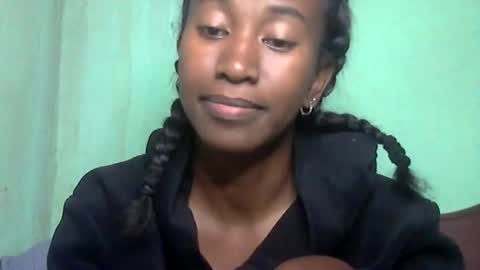 minouch211907 online show from April 2026 02:27:02 AM