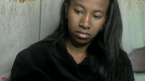 minouch211907 online show from June 2026 11:27:02 PM