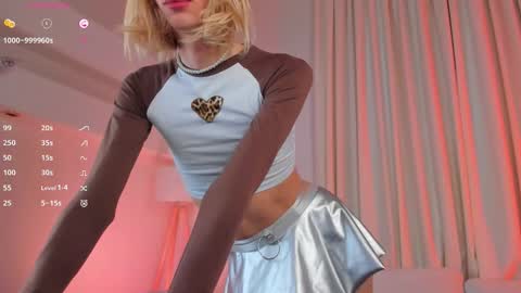 Lianna online show from November 2025 07:53:01 AM