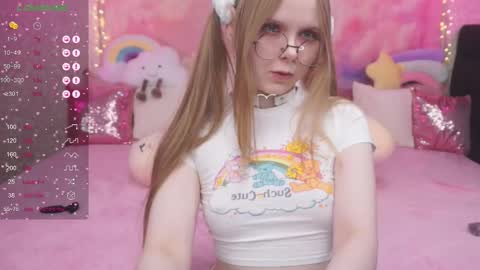 Vikki online show from March 2025 10:32:02 AM