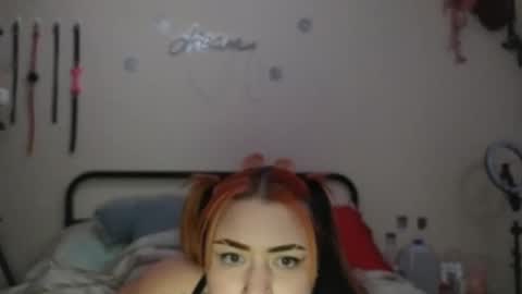 Snapshot of minxmystixx chatting on March 2026 06:39:02 AM Minxmystixx online show from March 2026 06:39:02 AM