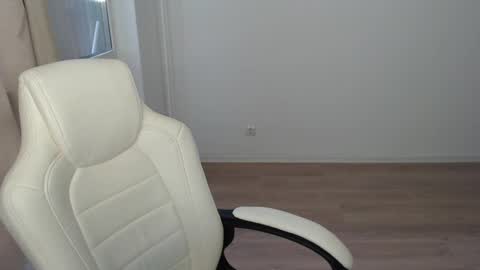 mira_g online show from February 2025 10:26:02 AM