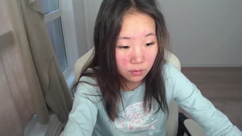 mira_g online show from March 2025 11:20:01 AM