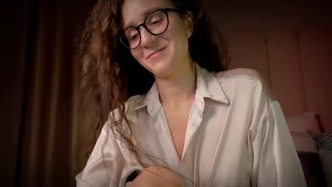 Mira online show from February 2026 03:53:01 PM