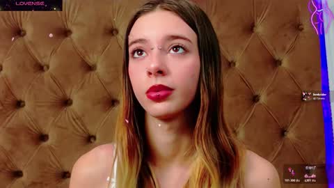 mira_lynxx online show from December 2025 05:15:02 AM