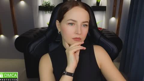 Snapshot of mira_mermayd chatting on January 2025 04:25:02 AM Mira online show from January 2025 04:25:02 AM