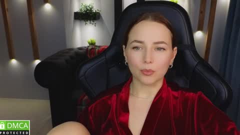 Snapshot of mira_mermayd chatting on January 2025 07:28:01 AM Mira online show from January 2025 07:28:01 AM