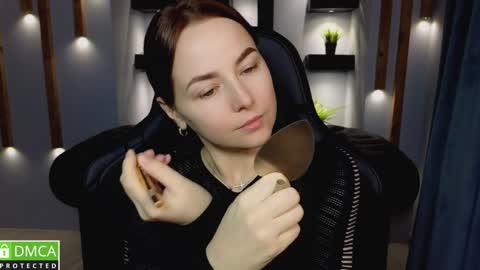 Snapshot of mira_mermayd chatting on January 2025 08:13:02 AM Mira online show from January 2025 08:13:02 AM