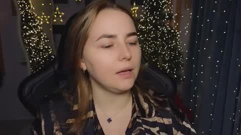 Snapshot of mira_mermayd chatting on January 2026 08:06:02 AM Mira online show from January 2026 08:06:02 AM