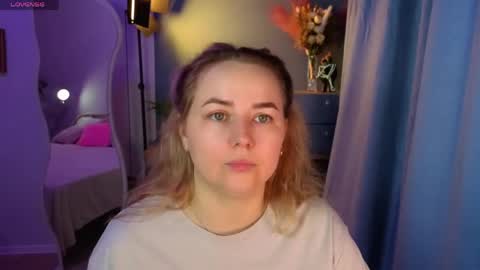 Snapshot of mira_mermayd chatting on May 2026 01:32:02 AM Mira online show from May 2026 01:32:02 AM
