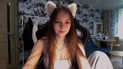 Snapshot of mira_princess chatting on July 2026 10:41:01 AM MIRAcle online show from July 2026 10:41:01 AM