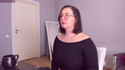 Meera online show from December 2024 08:55:01 AM