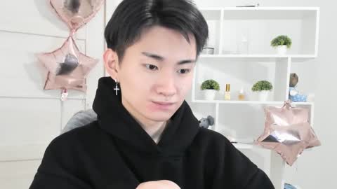              online show from December 2024 06:59:02 PM