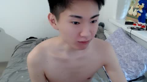 Snapshot of miram_yoo chatting on May 2026 02:42:01 AM online show from May 2026 02:42:01 AM
