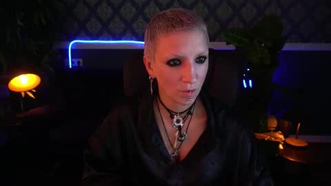 Snapshot of miramoon666 chatting on September 2025 12:43:01 PM Mira online show from September 2025 12:43:01 PM