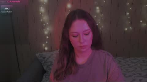 Kira online show from January 2025 04:48:02 PM