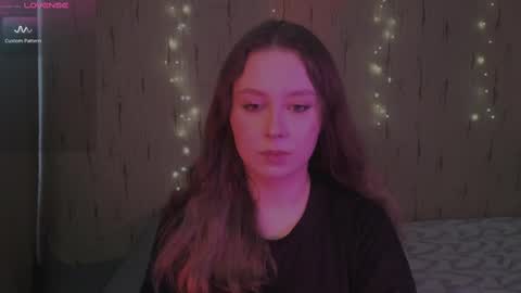 Kira online show from February 2025 01:46:01 PM